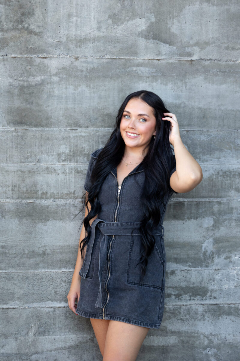 Lyndsey looking gorgeous in black